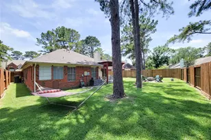 7919 Hidden Oaks Ln, Houston, TX 77095 - Photo 33