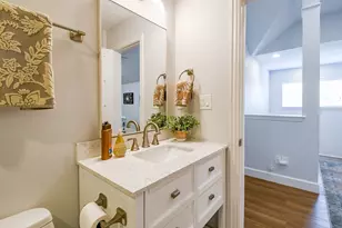 2442 Chimney Rock Rd, Houston, TX 77056 - Photo 45