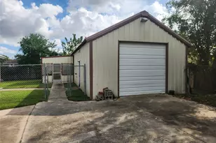 524 Ave A, La Marque, TX 77568 - Photo 5