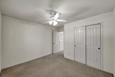 34 S Willow Point Circle, The Woodlands, TX 77382 - Photo 29