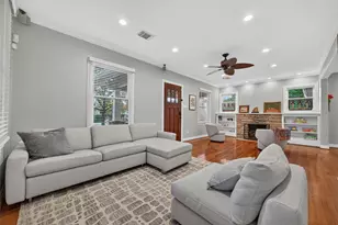 1124 Bomar St, Houston, TX 77006 - Photo 13