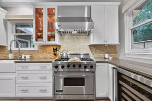 1124 Bomar St, Houston, TX 77006 - Photo 27