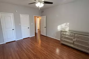 2425 Underwood St, Houston, TX 77030 - Photo 13