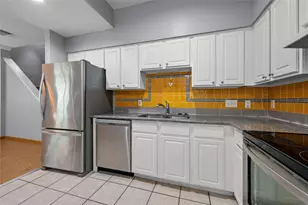 11709 Lakeside Pl Dr, Houston, TX 77077 - Photo 13