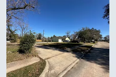 3919 Zephyr Street, Houston, TX 77021 - Photo 3