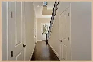 215 Willow St, Shenandoah, TX 77384 - Photo 5