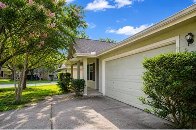 146 N Vesper Bend Circle, The Woodlands, TX 77382 - Photo 3
