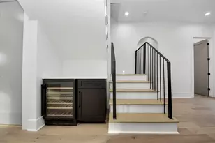 4206 Oxford St, Houston, TX 77022 - Photo 7