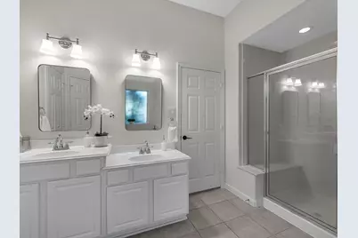 82 S Regan Mead Circle, The Woodlands, TX 77382 - Photo 19