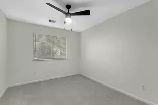 82 S Regan Mead Cir, The Woodlands, TX 77382 - Photo 21