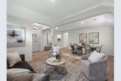 82 S Regan Mead Circle, The Woodlands, TX 77382 - Photo 9