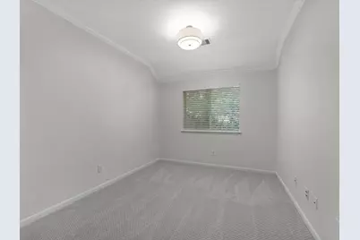 82 S Regan Mead Circle, The Woodlands, TX 77382 - Photo 17