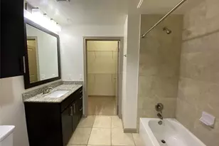 2700 Brazos St, Houston, TX 77006 - Photo 7