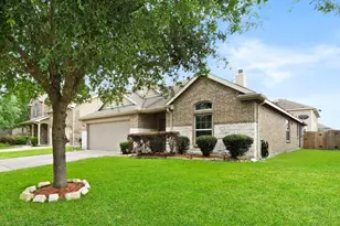 4318 Plumeria Ave, Baytown, TX 77521 - Photo 3