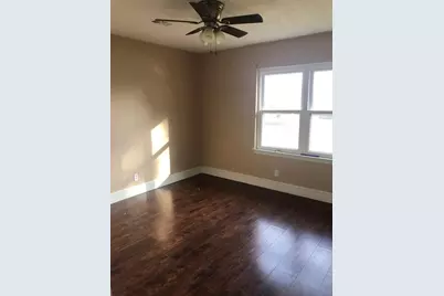 5631 Groveton Street, Houston, TX 77033 - Photo 9