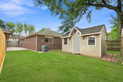 8105 Aspen Street, Texas City, TX 77591 - Photo 31