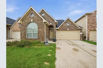 13335 Gardnerville St, Houston, TX 77034 - Photo 1