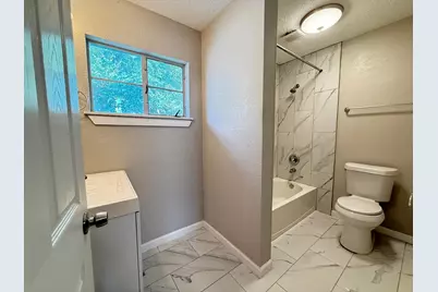 2501 Yoakum Boulevard #16, Houston, TX 77006 - Photo 19