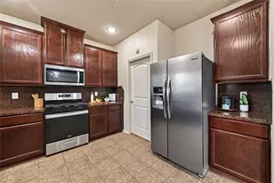 7715 Greenwood Point Dr, Cypress, TX 77433 - Photo 15