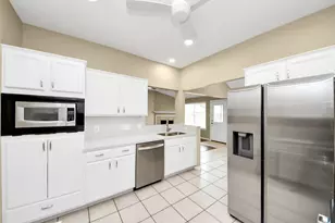 2855 Lakeview Dr, Missouri City, TX 77459 - Photo 7