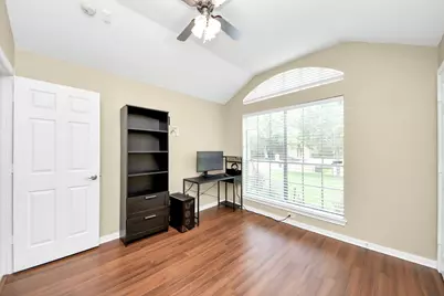 2855 Lake View Drive, Missouri City, TX 77459 - Photo 9