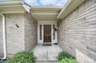 2855 Lakeview Dr, Missouri City, TX 77459 - Photo 3