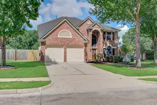 202 Willard's Way, Stafford, TX 77477 - Photo 3