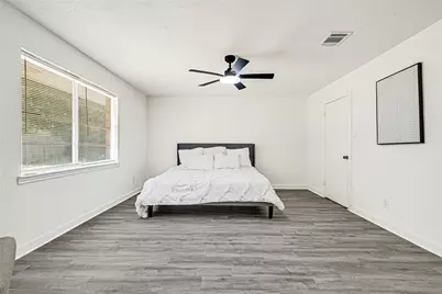 1123 Fallbrook Drive, Houston, TX 77038 - Photo 13