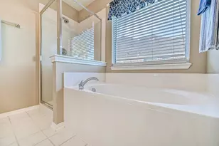 1607 Cascade Falls Dr, Friendswood, TX 77546 - Photo 31