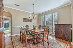 1607 Cascade Falls Dr, Friendswood, TX 77546 - Photo 9