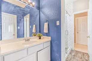 1607 Cascade Falls Dr, Friendswood, TX 77546 - Photo 35