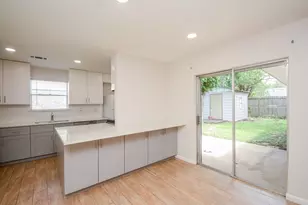 6002 Verdome Ln, Houston, TX 77092 - Photo 15