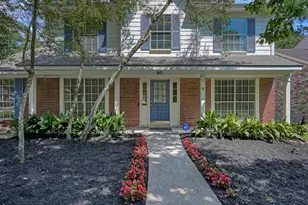 80 Eagle Rock Cir, The Woodlands, TX 77381 - Photo 1