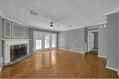80 Eagle Rock Circle, The Woodlands, TX 77381 - Photo 9