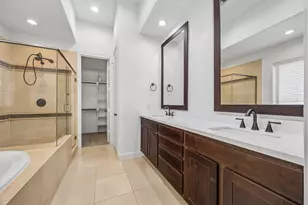 9632 Kings Cross Station, Houston, TX 77045 - Photo 15