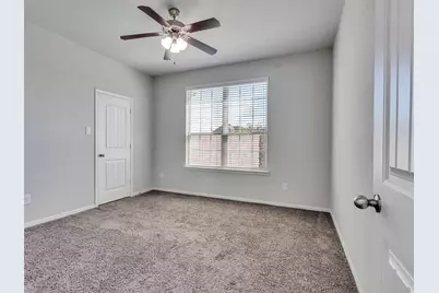 4954 Thunder Creek Lane, Sugar Land, TX 77479 - Photo 27