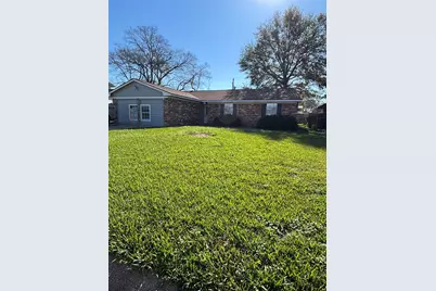 605 Meadowick Drive, Baytown, TX 77521 - Photo 1