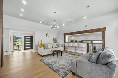 12002 S Circle Drive, Houston, TX 77071 - Photo 7