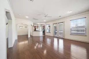 1838 Woodbend Village Ct, Houston, TX 77055 - Photo 3
