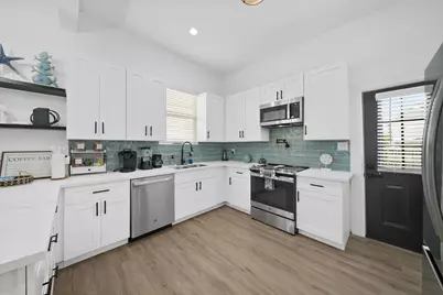 3124 Bernardo De Galvez Avenue, Galveston, TX 77550 - Photo 15