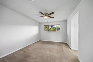1605 Cypress Hollow St, Pearland, TX 77581 - Photo 19