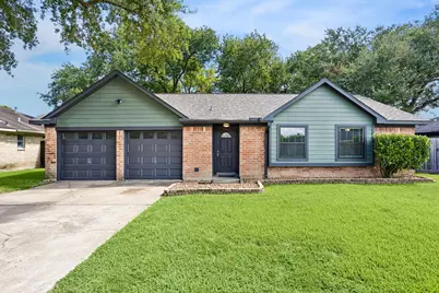 1605 Cypress Hollow Street, Friendswood, TX 77581 - Photo 1