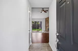 1605 Cypress Hollow St, Pearland, TX 77581 - Photo 5