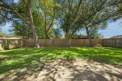 1605 Cypress Hollow Street, Friendswood, TX 77581 - Photo 27