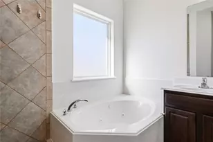 11711 Diamond Ct, Mont Belvieu, TX 77535 - Photo 25