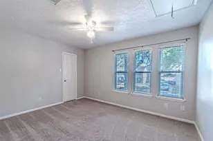 8211 Riverglade Dr, Houston, TX 77095 - Photo 35