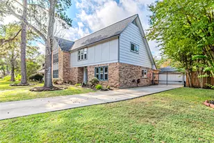 8211 Riverglade Dr, Houston, TX 77095 - Photo 3