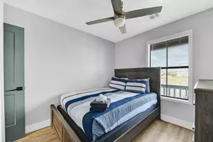 13611 Stewart Rd, Galveston, TX 77554 - Photo 19