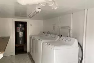 15 Sidney St, Houston, TX 77003 - Photo 7