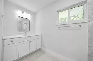 5455 N Crooked Creek Dr, Houston, TX 77017 - Photo 29